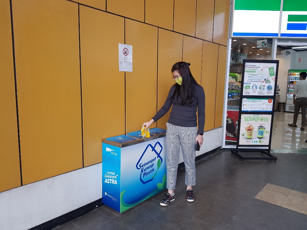 Gerakan Semangat Kurangi Plastik, Tingkatkan Ekonomi Masyarakat