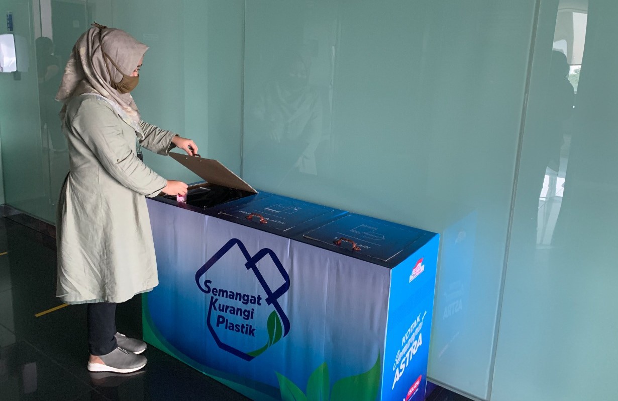 Reduce Plastic Movement in Kampung Berseri Astra Talagasari