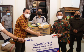 Nurani Astra Salurkan Bantuan Tahap Awal Rp4,4 Miliar Untuk Korban Erupsi Gunung Semeru