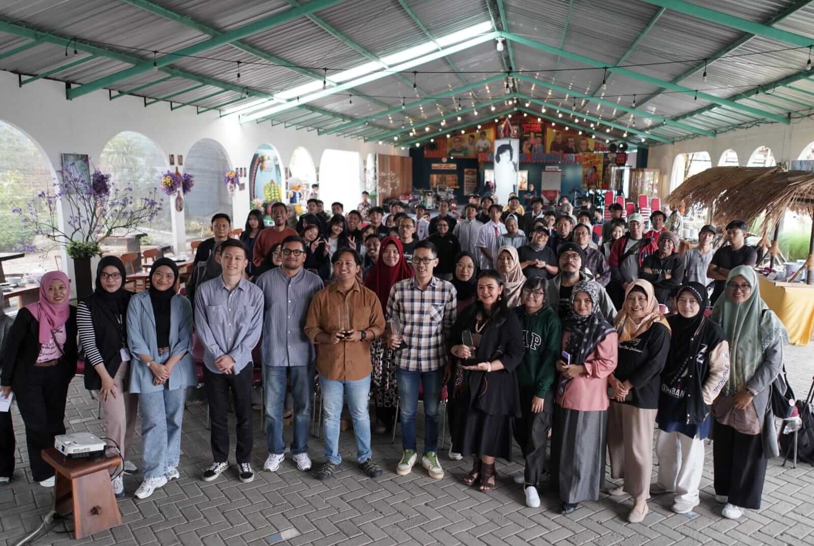 Roadshow Perdana Lomba Foto Astra & Anugerah Pewarta Astra 2025, Kunjungi Desa Sejahtera Astra Bumiaji