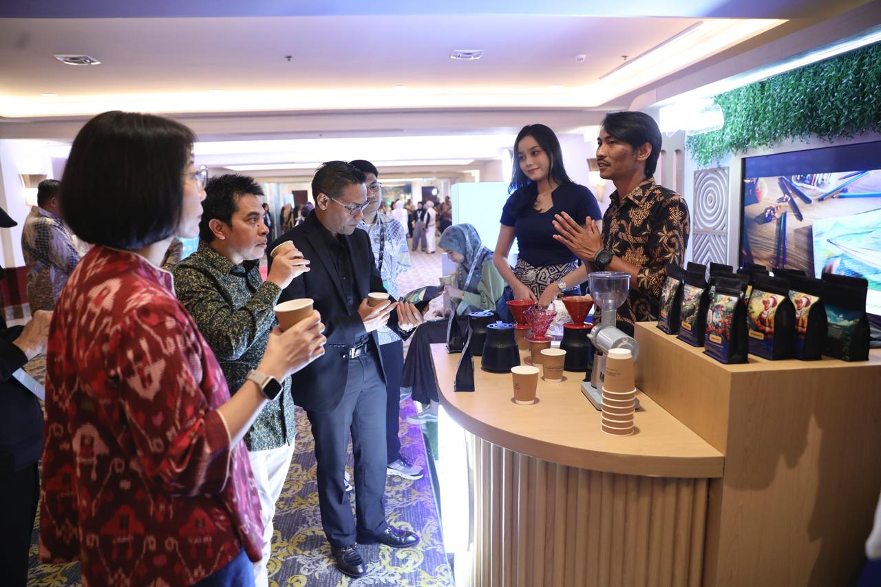 Astra Dukung Transisi Energi Melalui kumparan Green Initiative Conference 2025