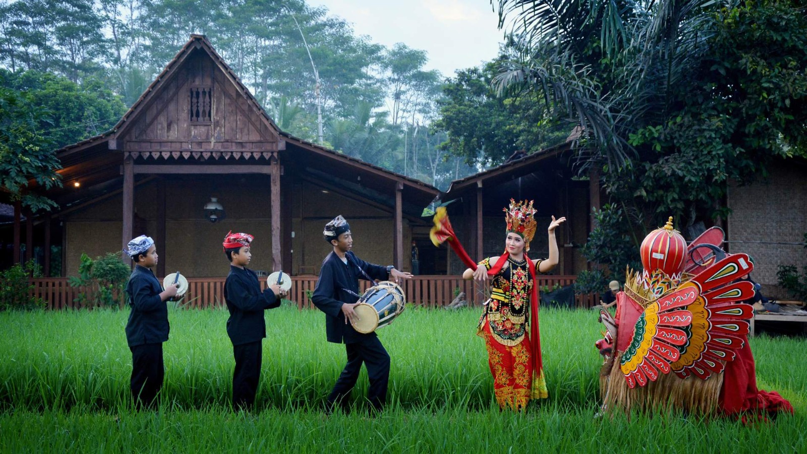 Kampung Berseri Astra Kemiren Terima Upgrade Programme of Best Tourism Villages by UN Tourism 2025