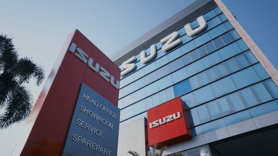 Isuzu Rayakan 50 Tahun Eksistensi di Indonesia