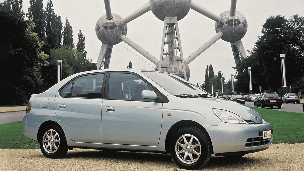 Sejarah Mobil dan Transformasinya dalam Industri Otomotif