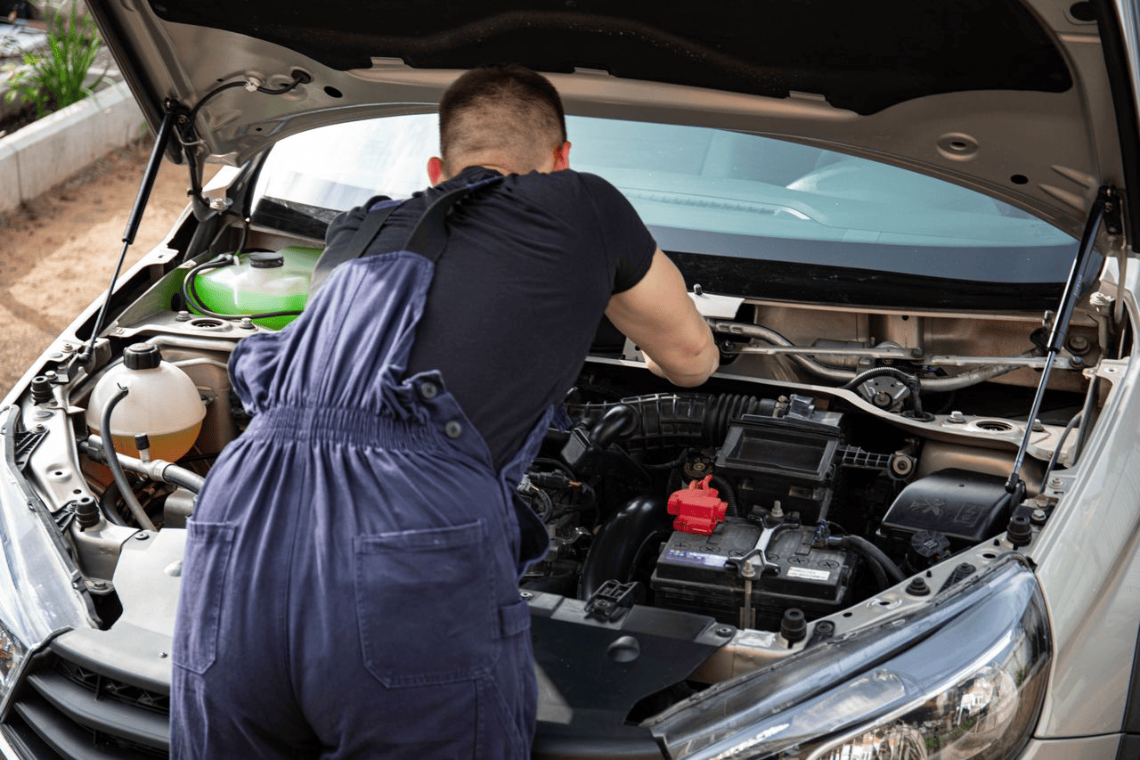 Servis Mobil: Pentingnya Perawatan untuk Performa Kendaraan